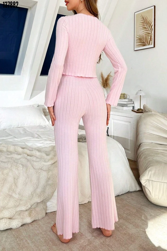 Fiyonk Detaylı Pamuklu Pijama Takımı