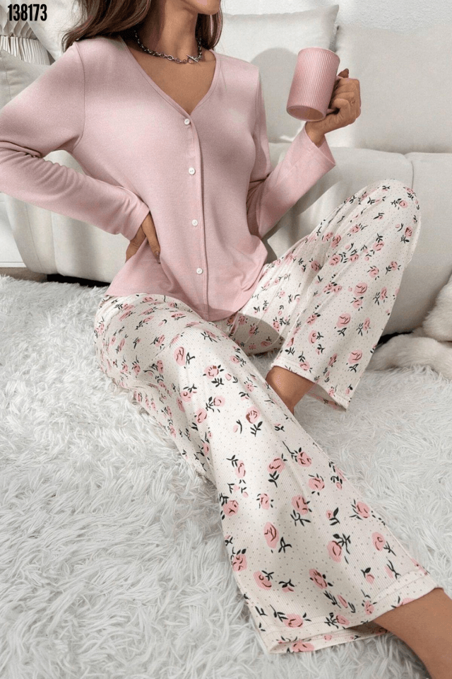 Kadın V Yaka Pamuklu Pijama Takımı 