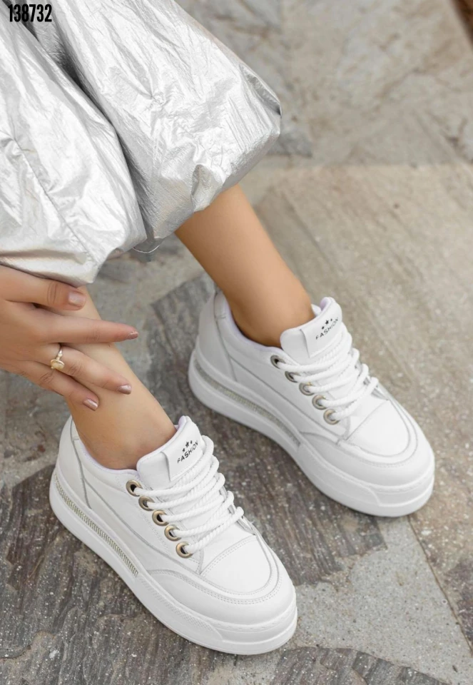 Lulu Cilt Bağcıklı Spor Ayakkabı