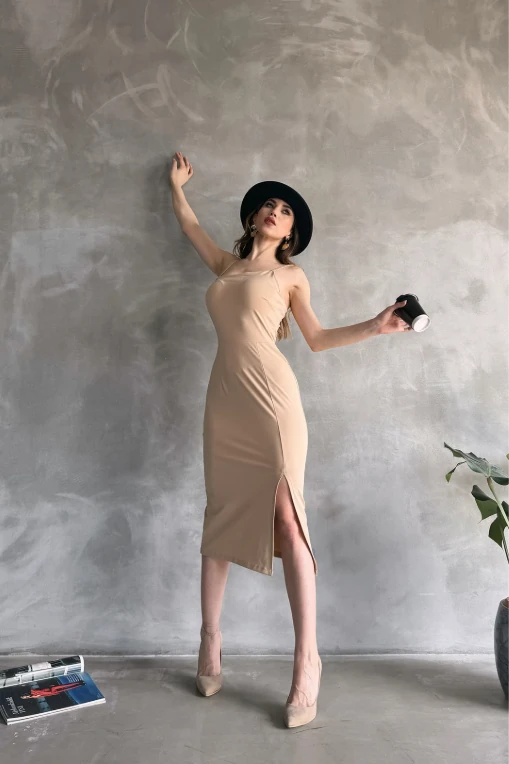 İp Askılı Yırtmaç Detaylı Midi Boy Dalgıç Elbise