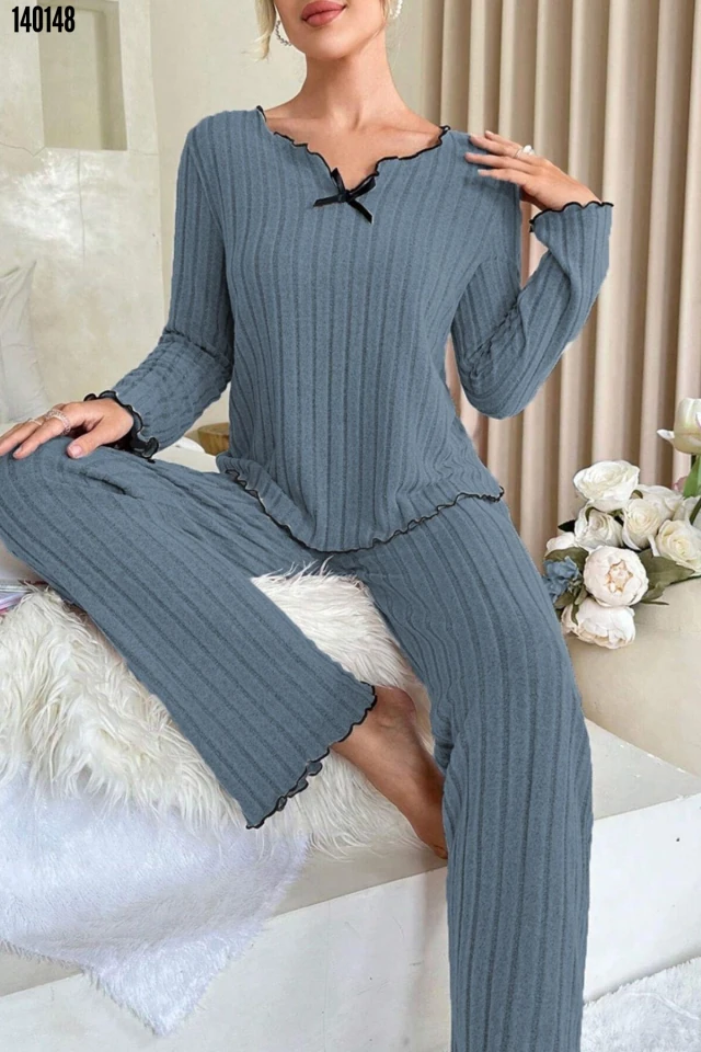 Uzun Kollu Pamuklu Pijama Takımı