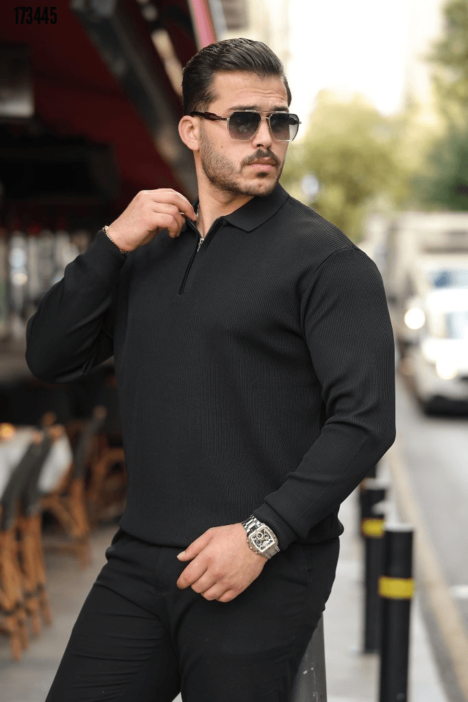 SİYAH