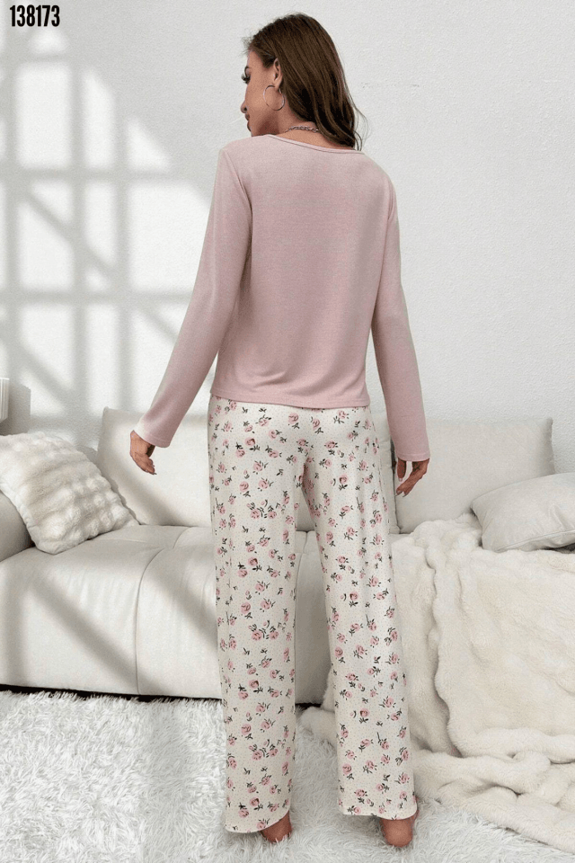 Kadın V Yaka Pamuklu Pijama Takımı 