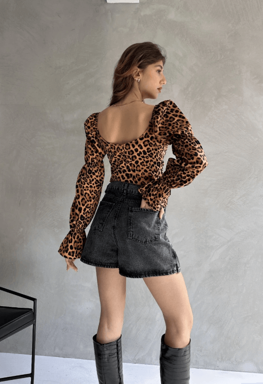 Yırtmaç Detaylı Denim Şort Etek