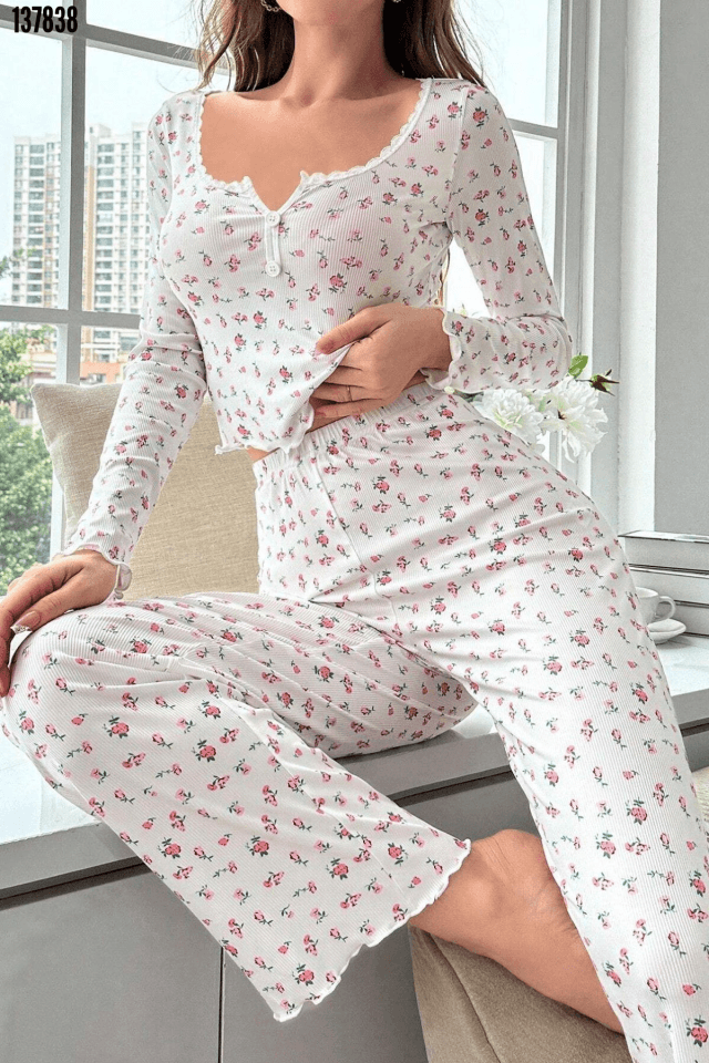 Yaz Romantizmi Kısa Kollu Pijama Takımı