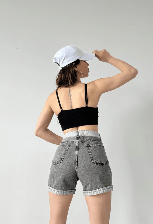 Duble Paça Yıkamalı Cepli Denim Şort