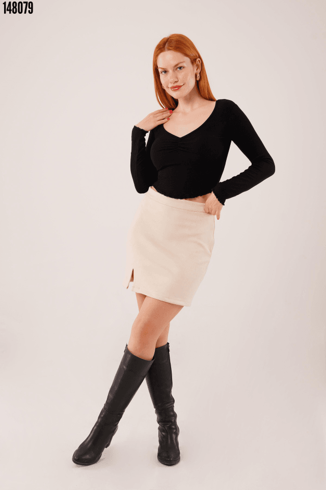 Geniş Yaka Basic Body Bluz