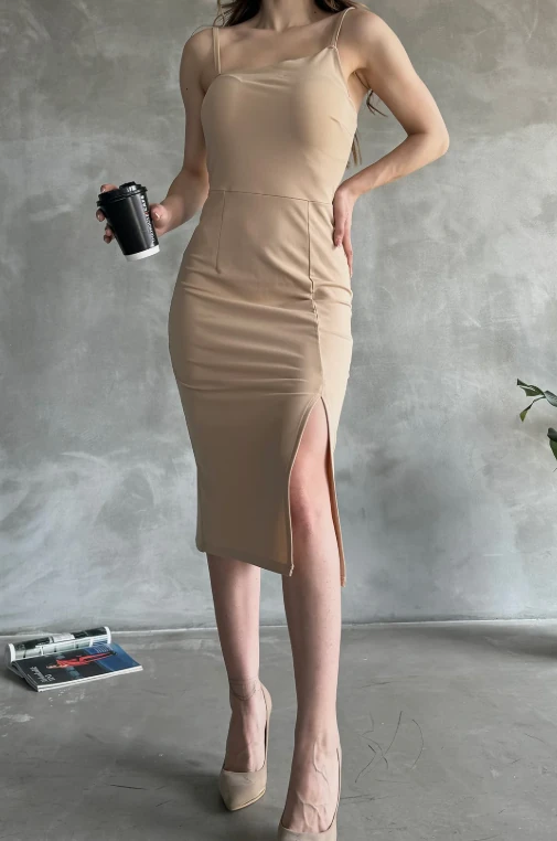 İp Askılı Yırtmaç Detaylı Midi Boy Dalgıç Elbise