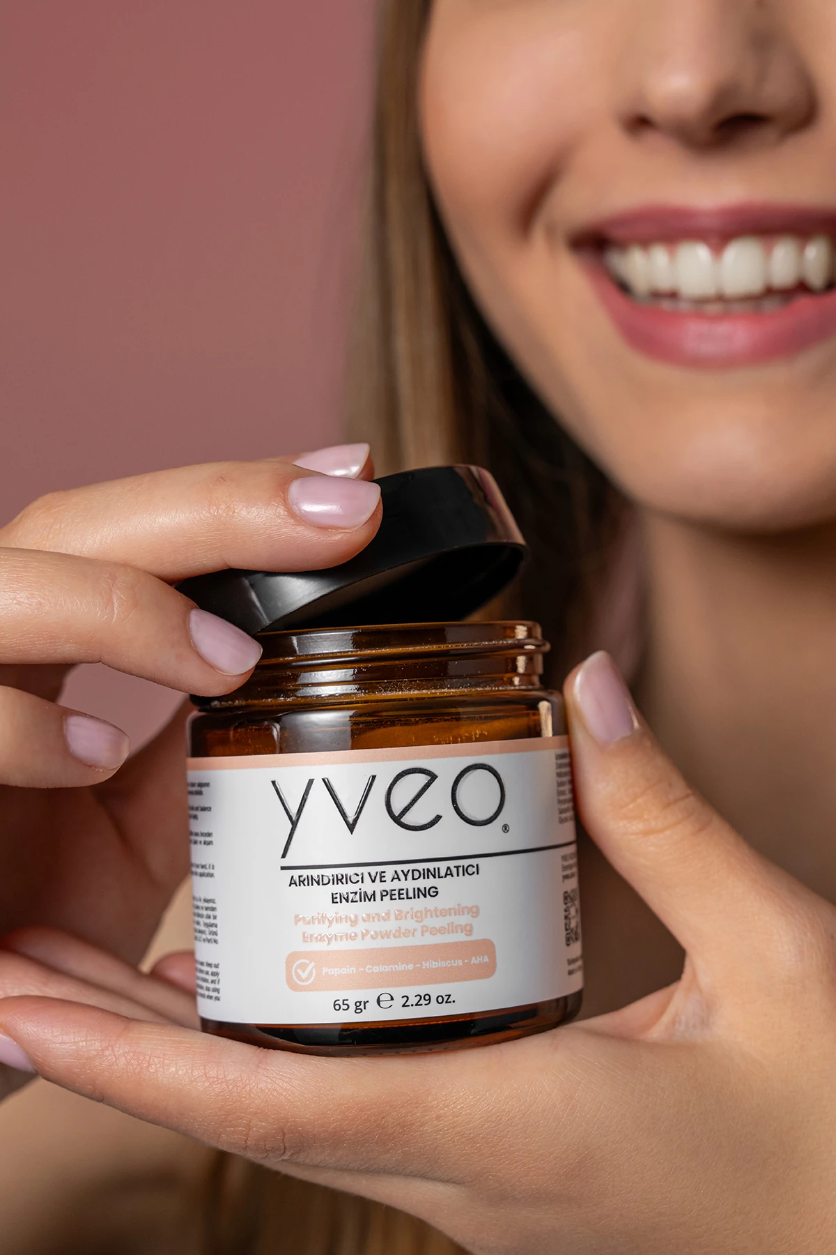 Arındırıcı ve Aydınlatıcı Enzim Peeling (65 gr)