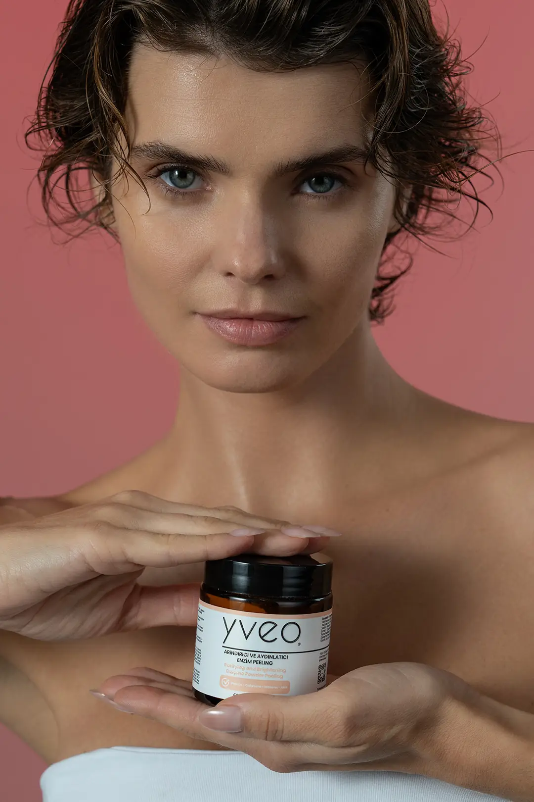 YVEO Arındırıcı ve Aydınlatıcı Enzim Peeling Tozu Dokusu