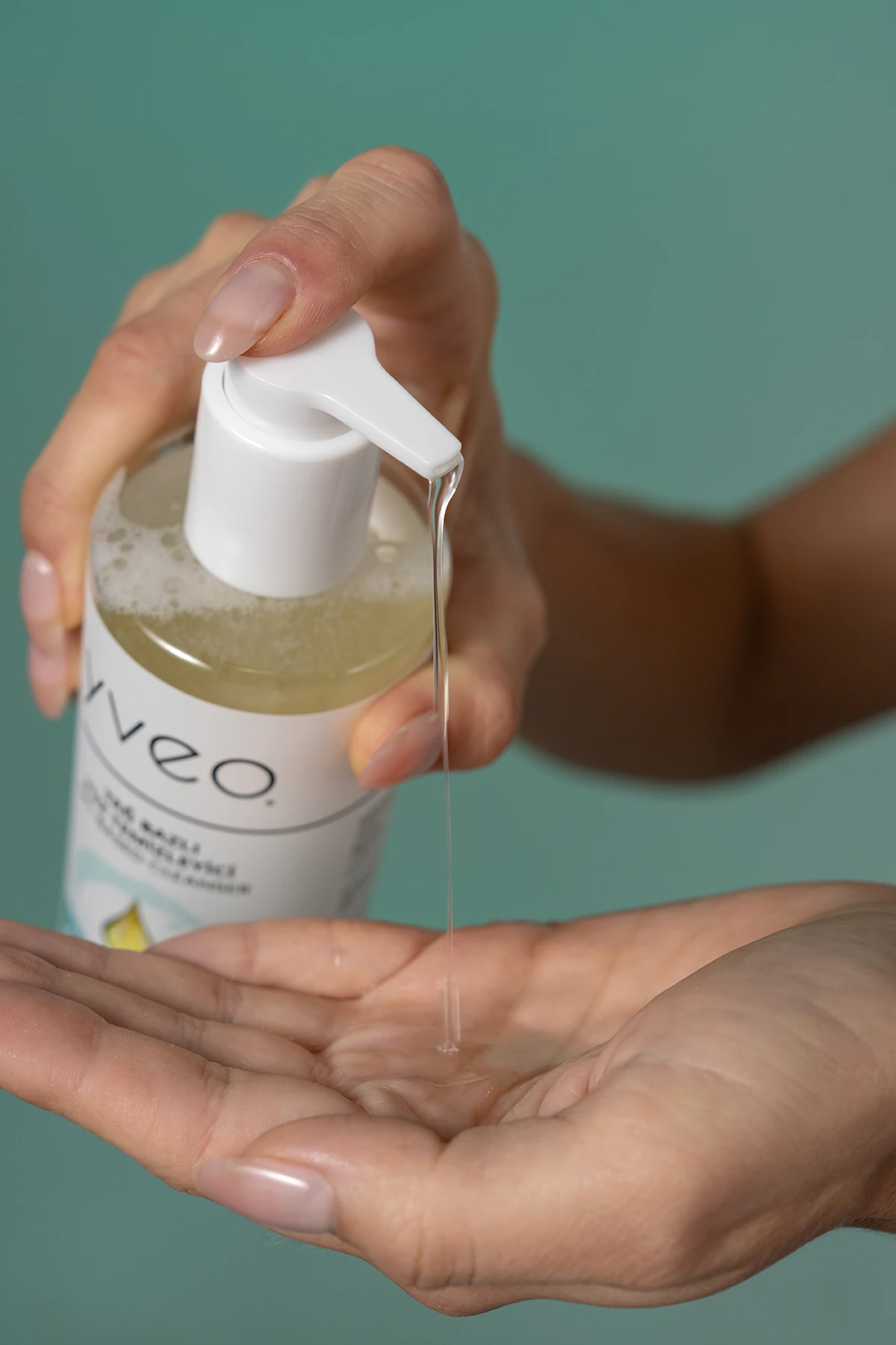 Vitamin C & 4C Cica Yüz ve Vücut İçin Temizleme Yağı (400 ml)