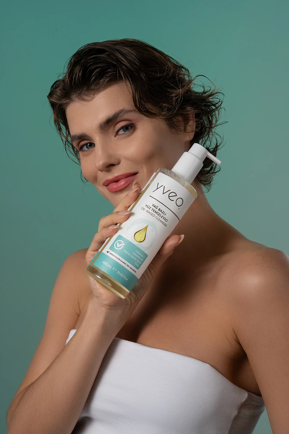 Vitamin C & 4C Cica Yüz ve Vücut İçin Temizleme Yağı (400 ml)