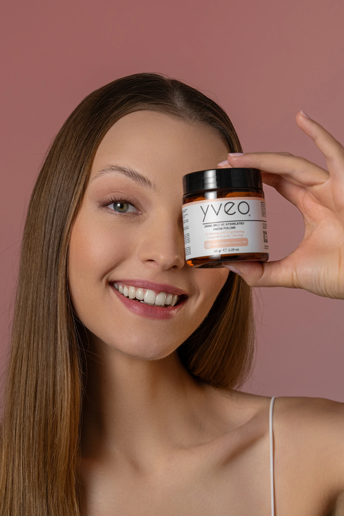 Arındırıcı ve Aydınlatıcı Enzim Peeling (65 gr)