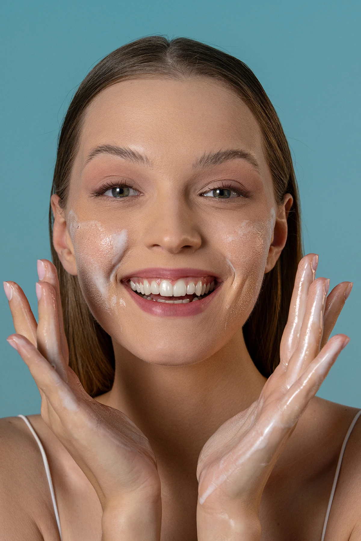 Vitamin C & 4C Cica Yüz ve Vücut İçin Temizleme Yağı (400 ml)