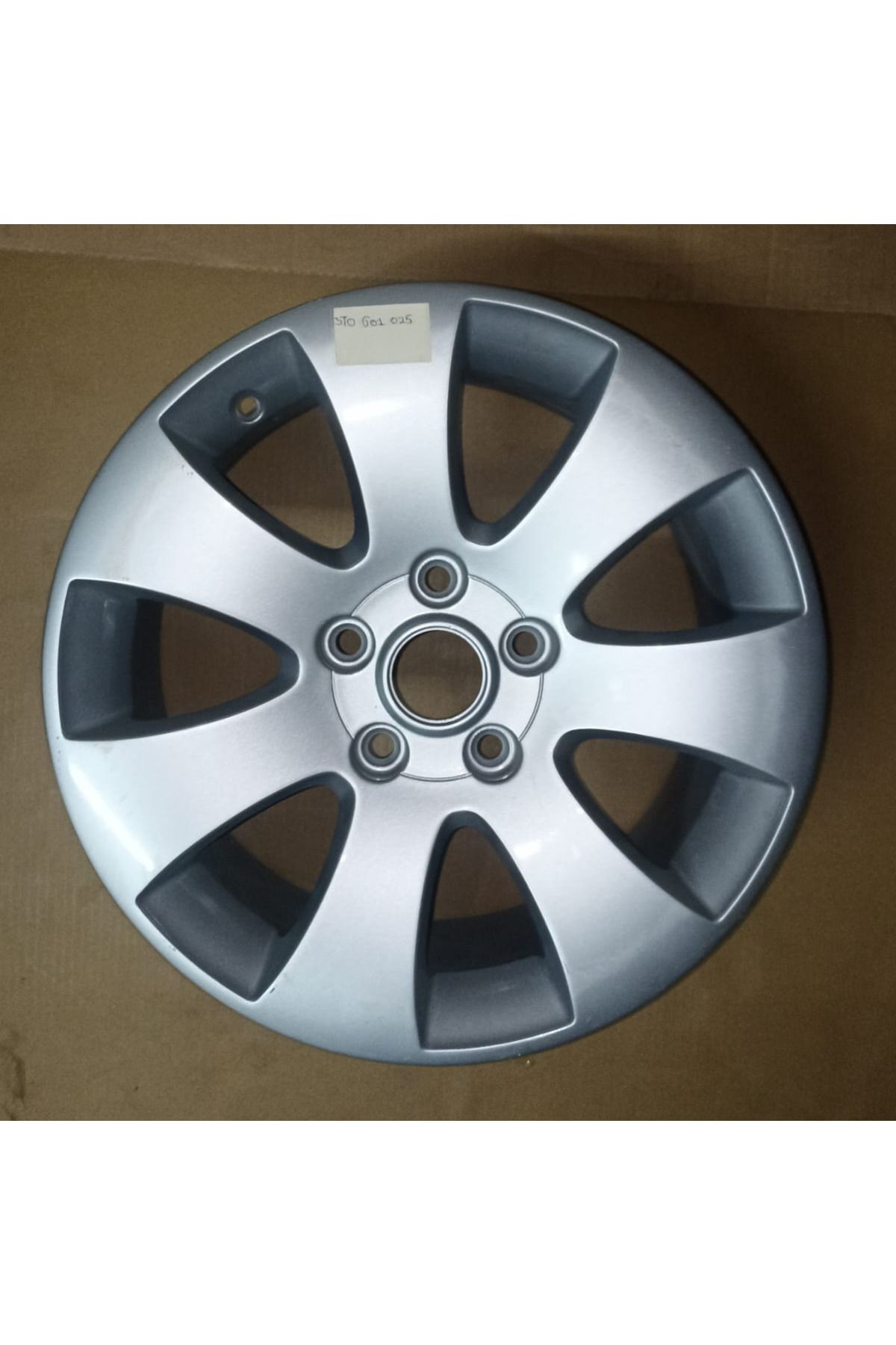 3T0601025 16 İnç Skoda Octavia Jant OEM Uyumlu