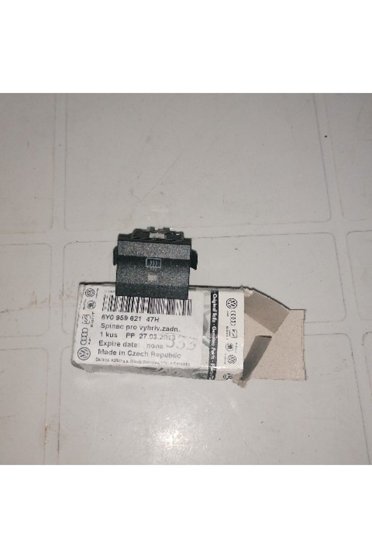 6Y0959621 47H SKODA Fabia 1 nesil (2004-2007) Arka cam ısıtma anahtarı