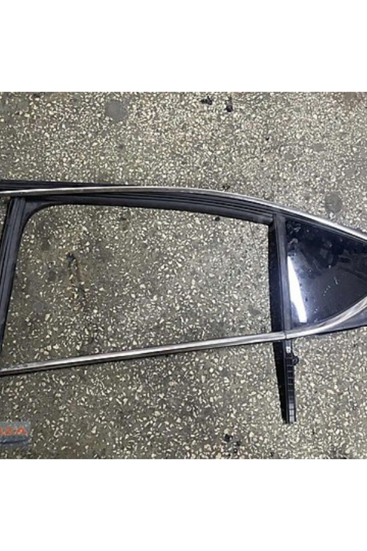 Arka Sabit Yan Cam Skoda Superb Uyumlu Orijinal