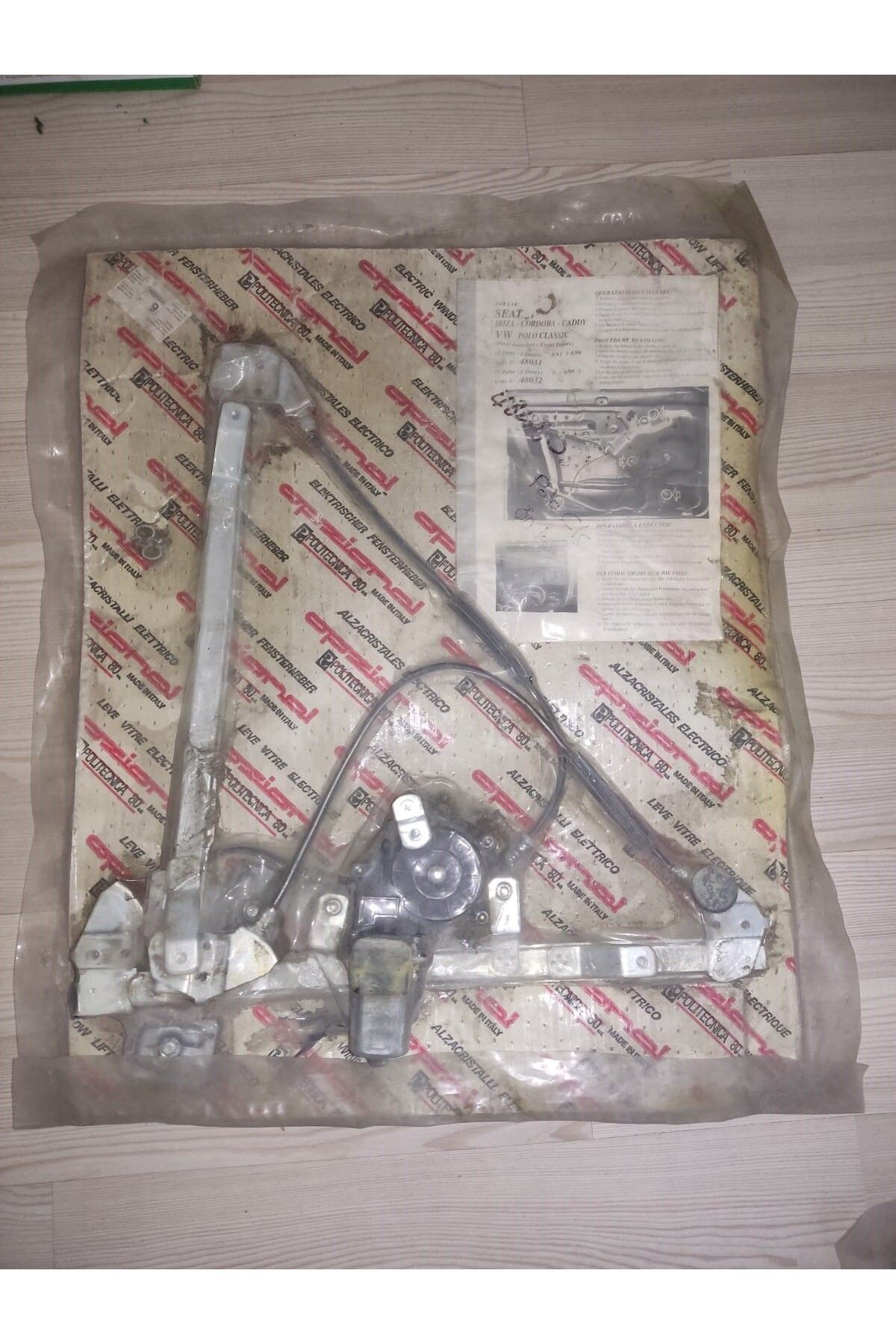 6k4837401AA ön Cam Krikosu Sol Elektrikli VW polo SEAT Ibiza ORİJİNAL