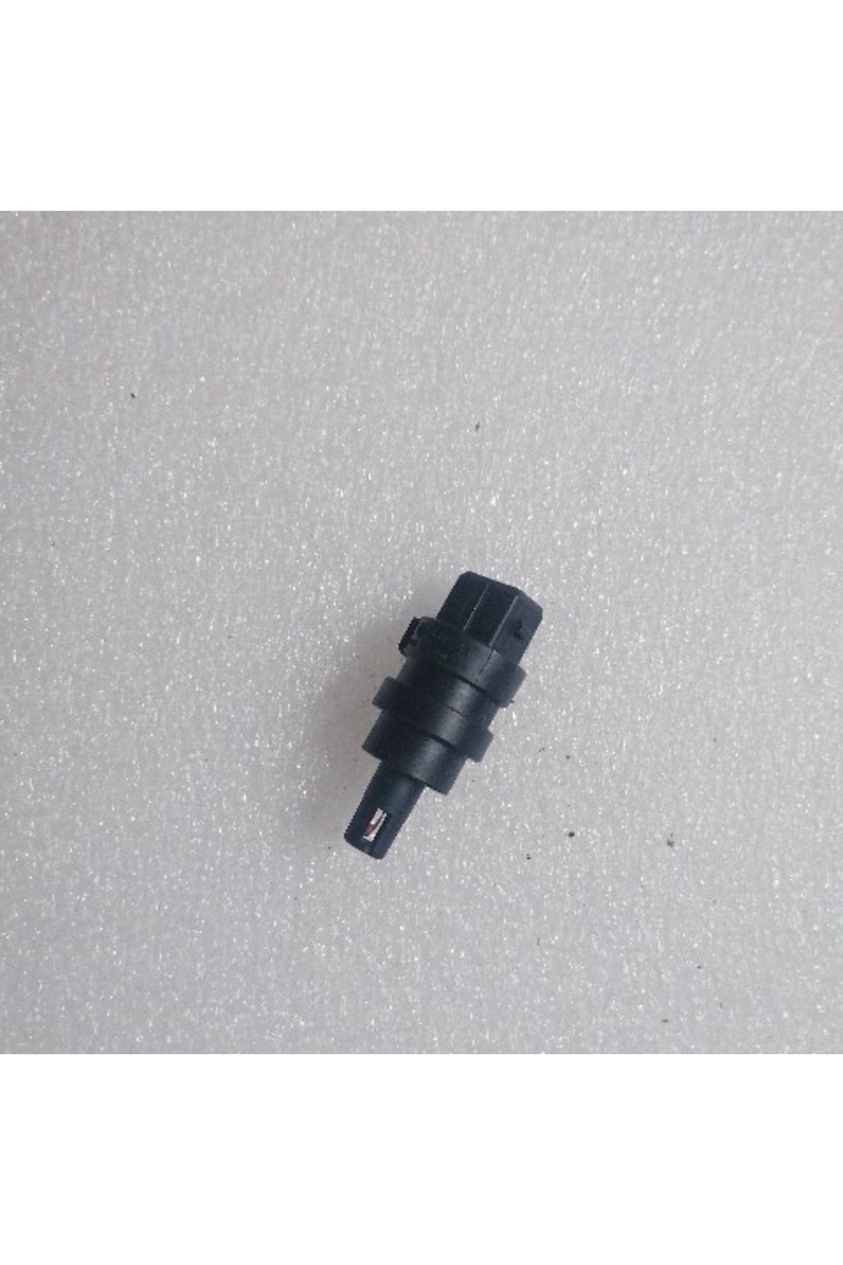 Golf 3 Caddy 2 T4 Polo Uyumlu Mazot Sıcaklık Sensörü 028906081 Oem