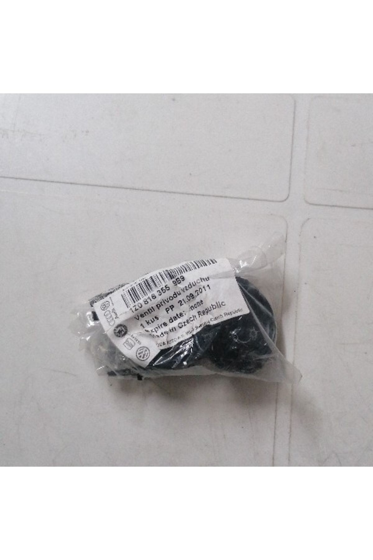 1z0816355 9b9 Taşma Vana Havasız Ortam Kabini Skoda Octavia Orjinal Uyumlu