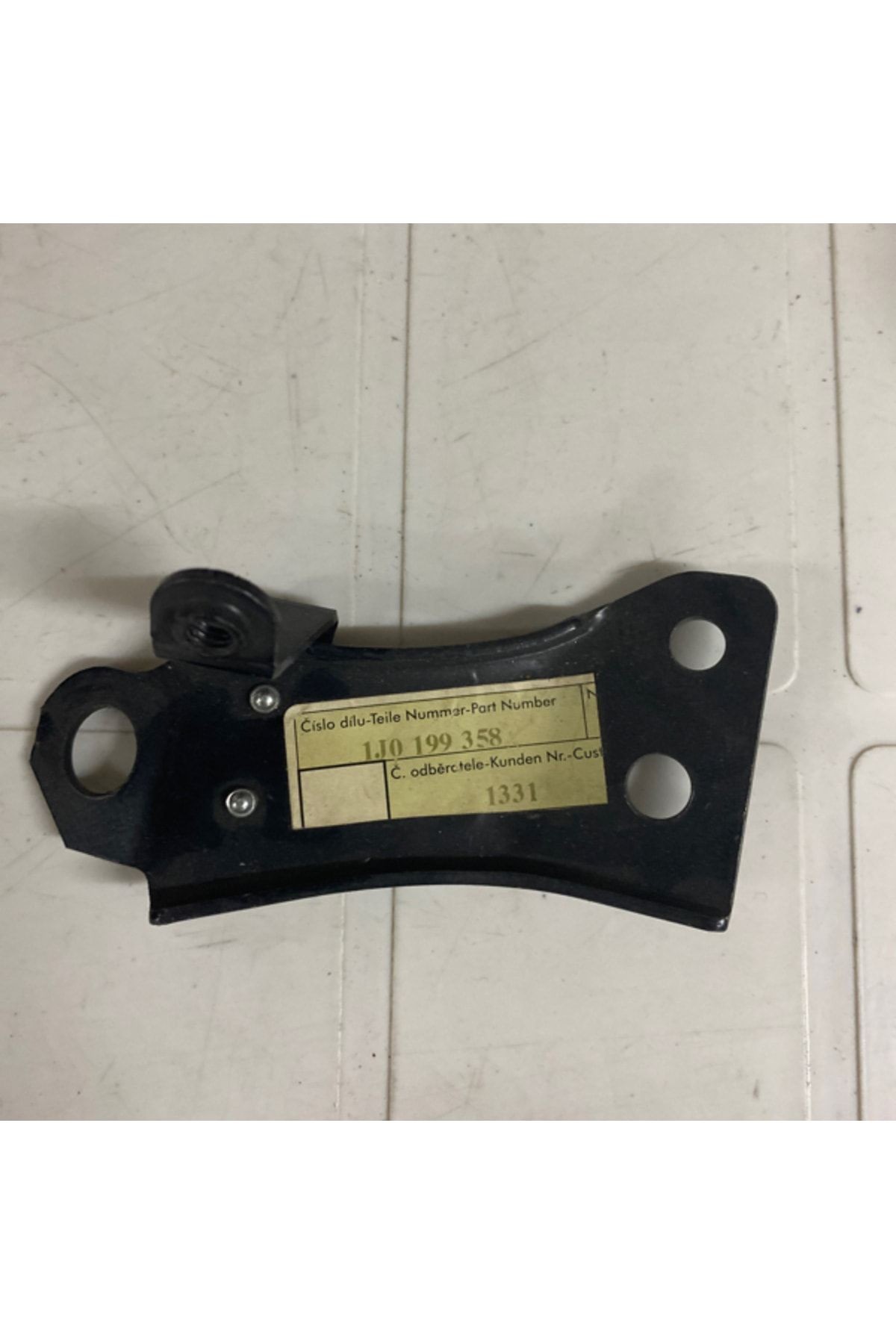 1j0199358 Bağlantı Plakası Vw Skoda Audi Seat Orijinal Ürün