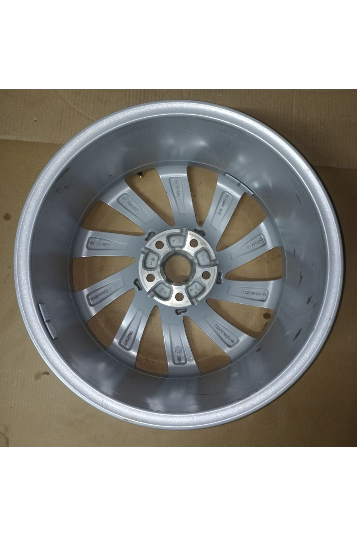 3T0601025D 17 İnç Skoda Superb 2009-2013 Jant OEM Uyumlu