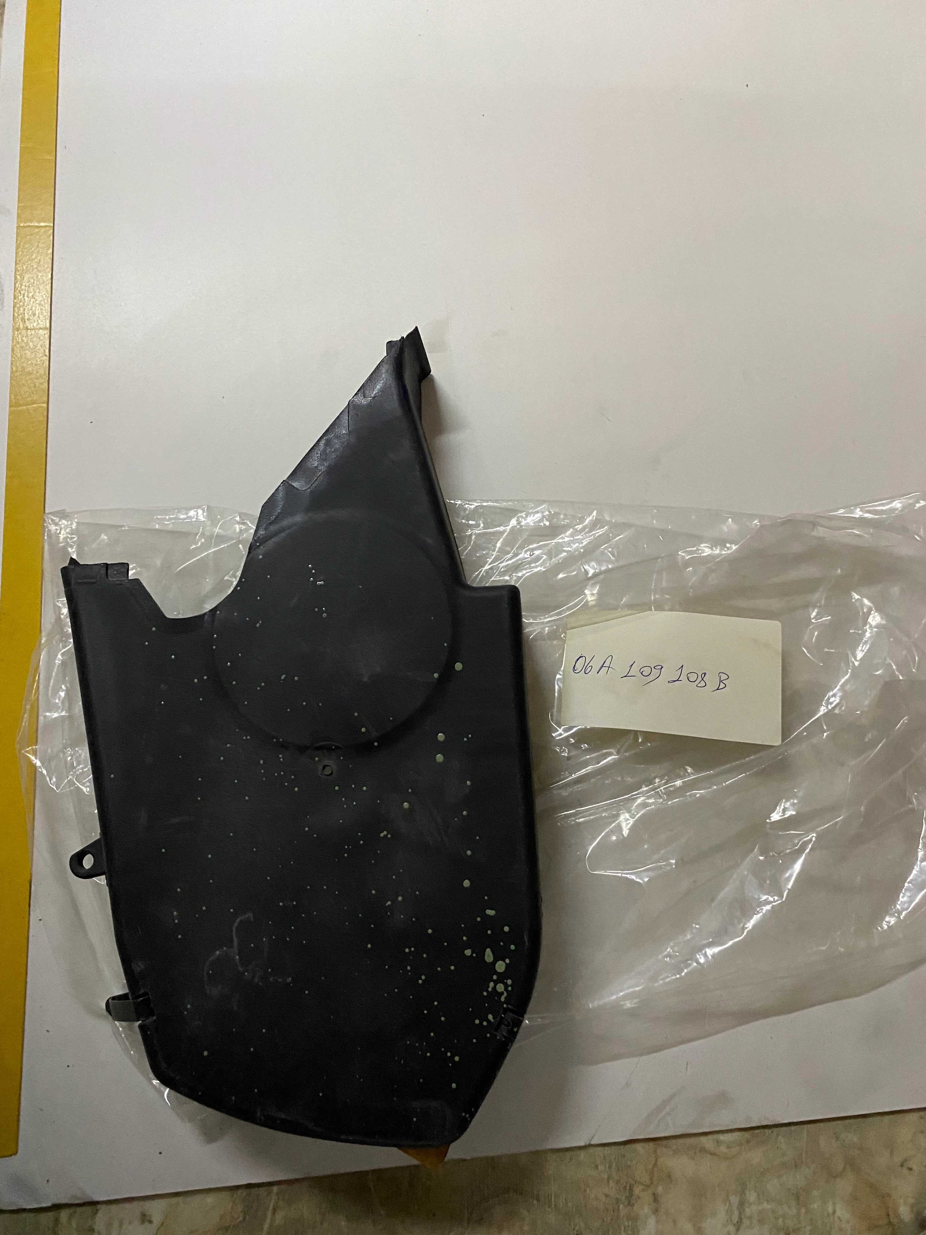 06A109108B - SV - A1055-KAPAK,TRIGER K