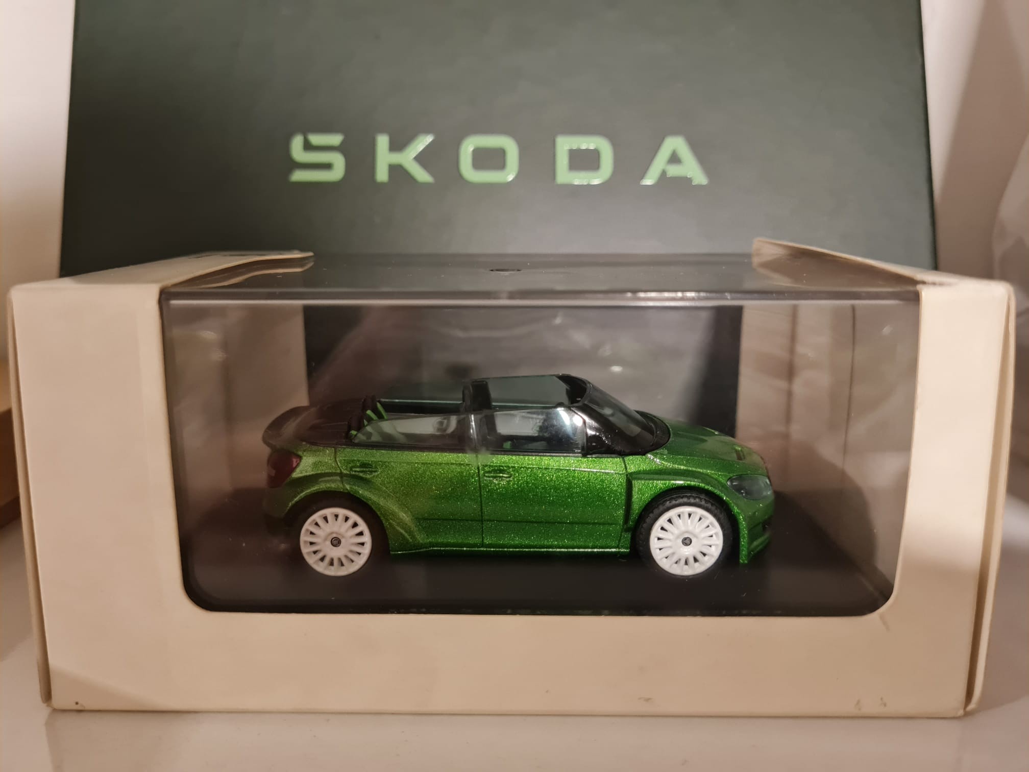 143ABC-804QA- SKODA FABİA RS2000 Model Araba