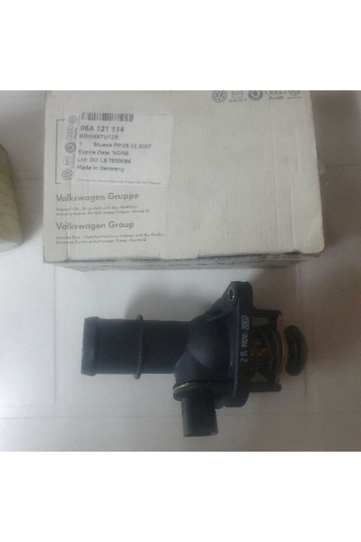 06a121114 Termostat 1.6 Bfq Motor Golf 4-bora Orijinal Ürün