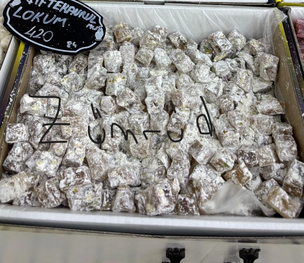 Zümrüd main variant image