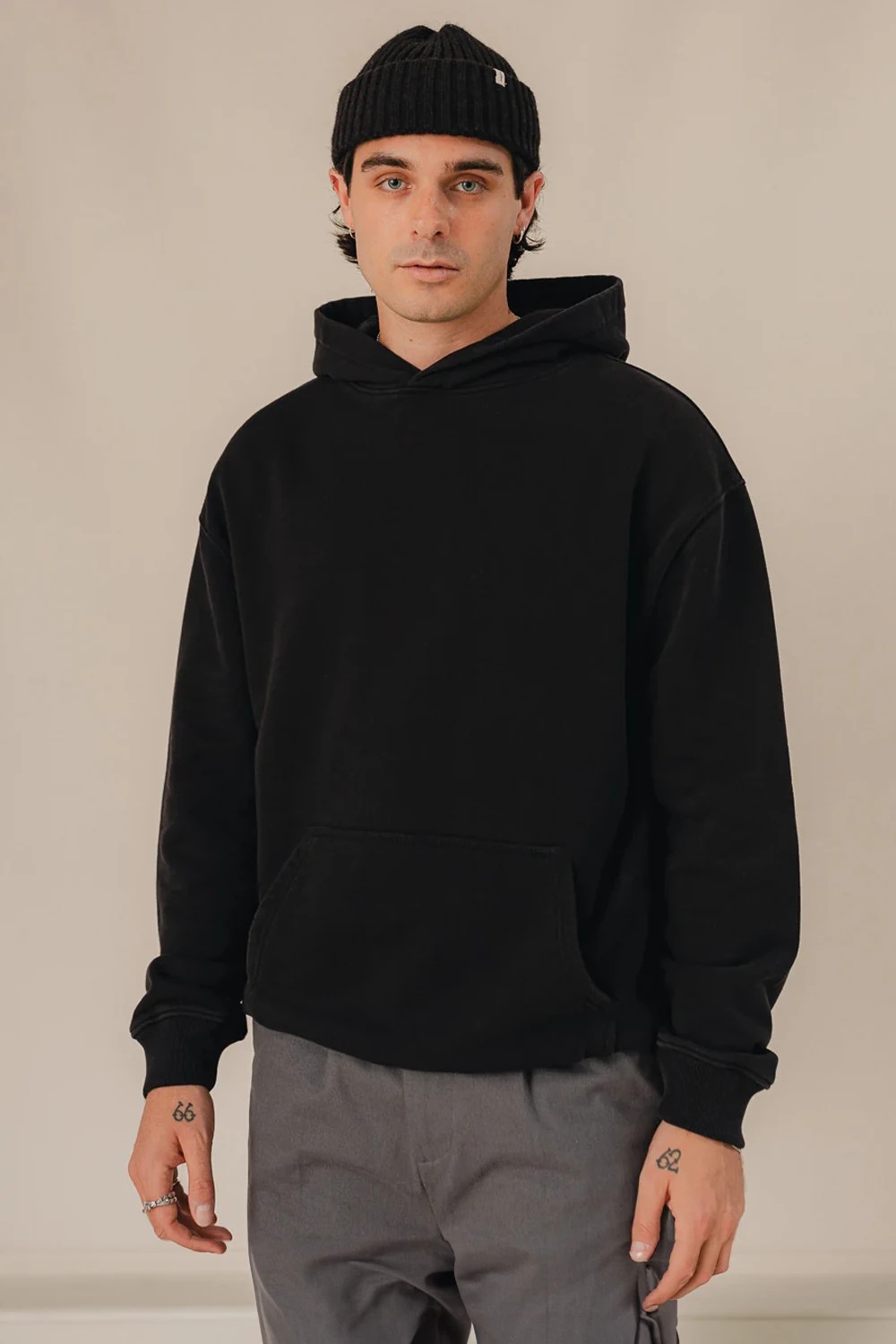 Black Basic Heavweight Hoodie (PCO-8) 