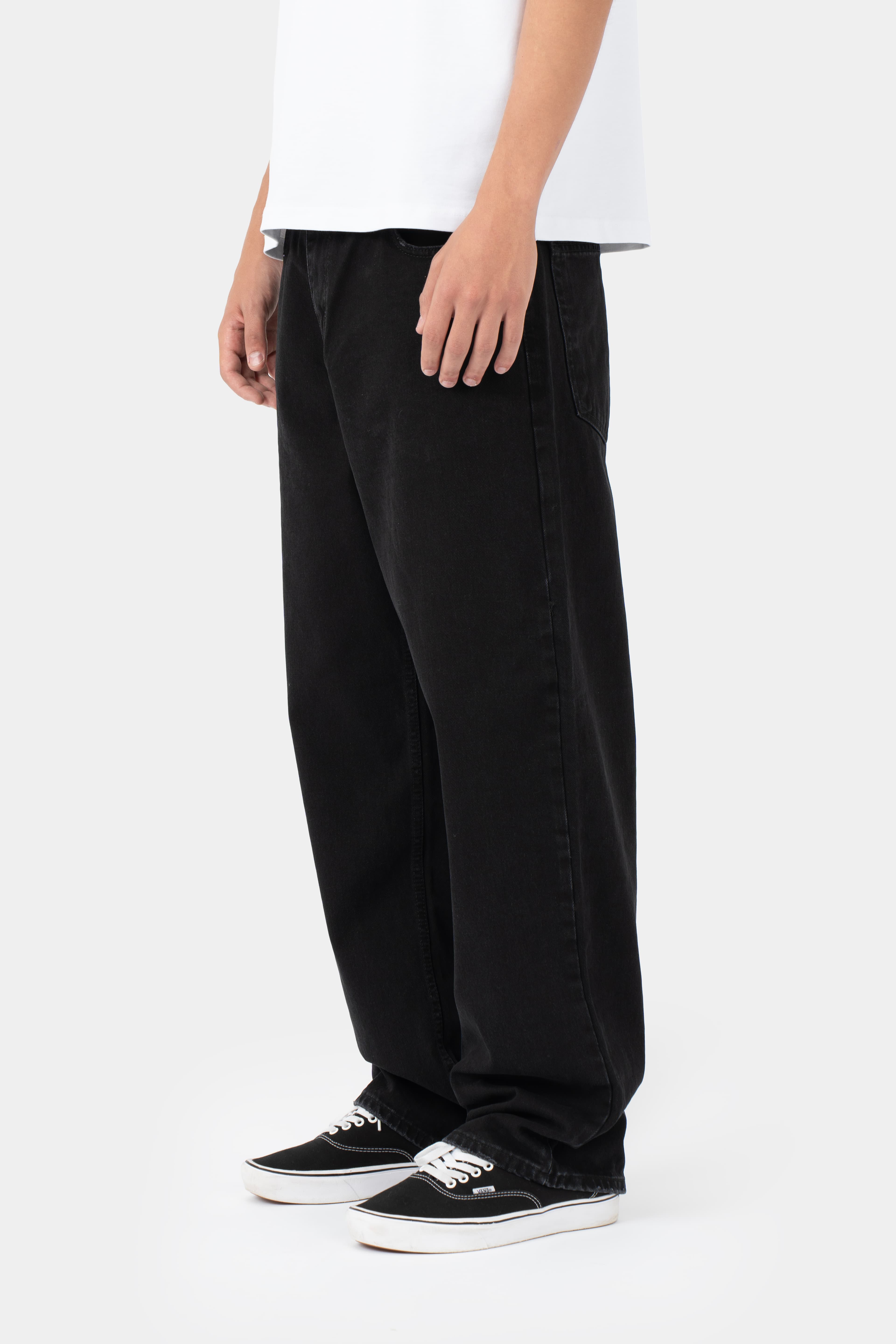 Baggy Tint-Washed Jeans