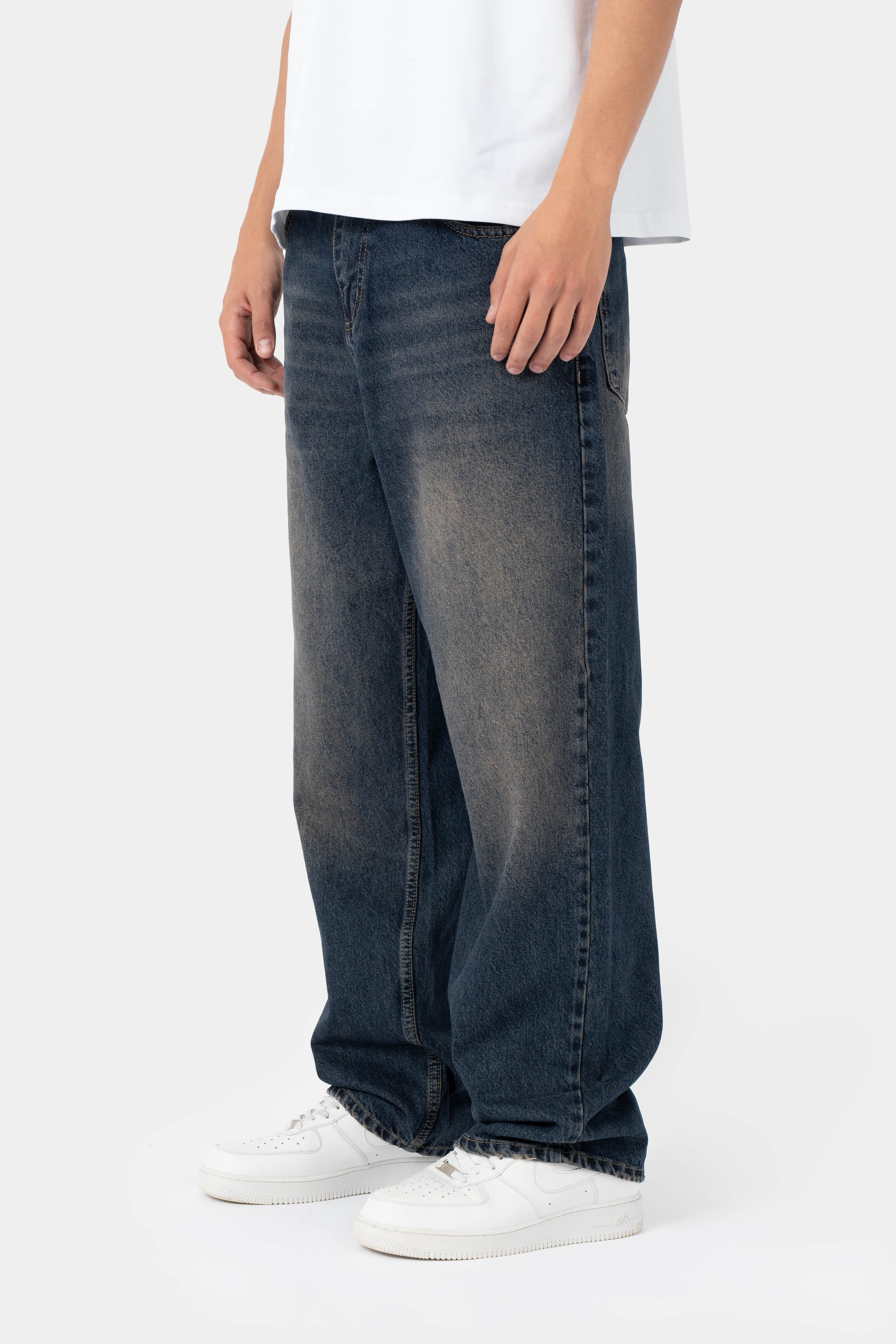 Baggy Tint-Washed Jeans