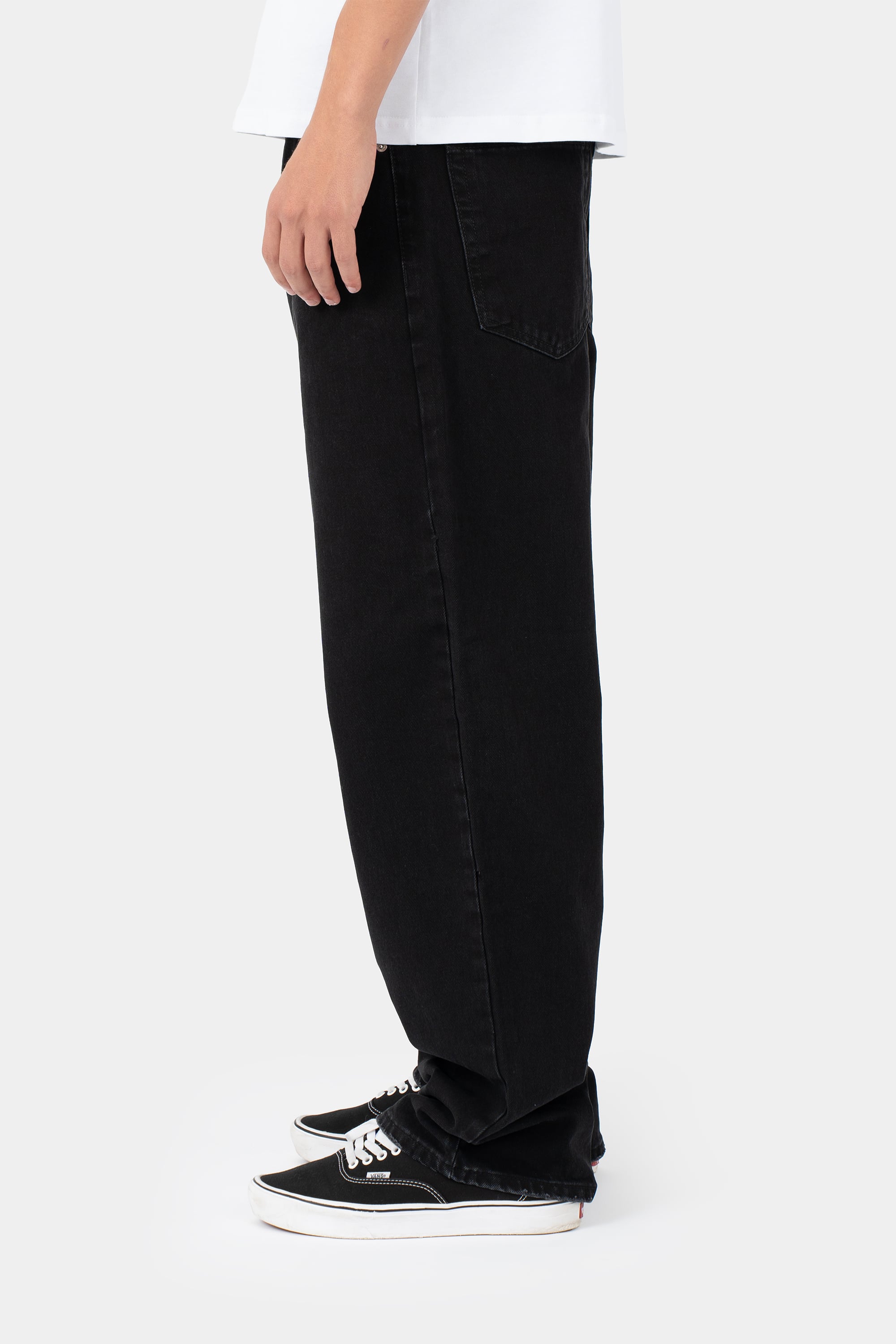 Baggy Tint-Washed Jeans