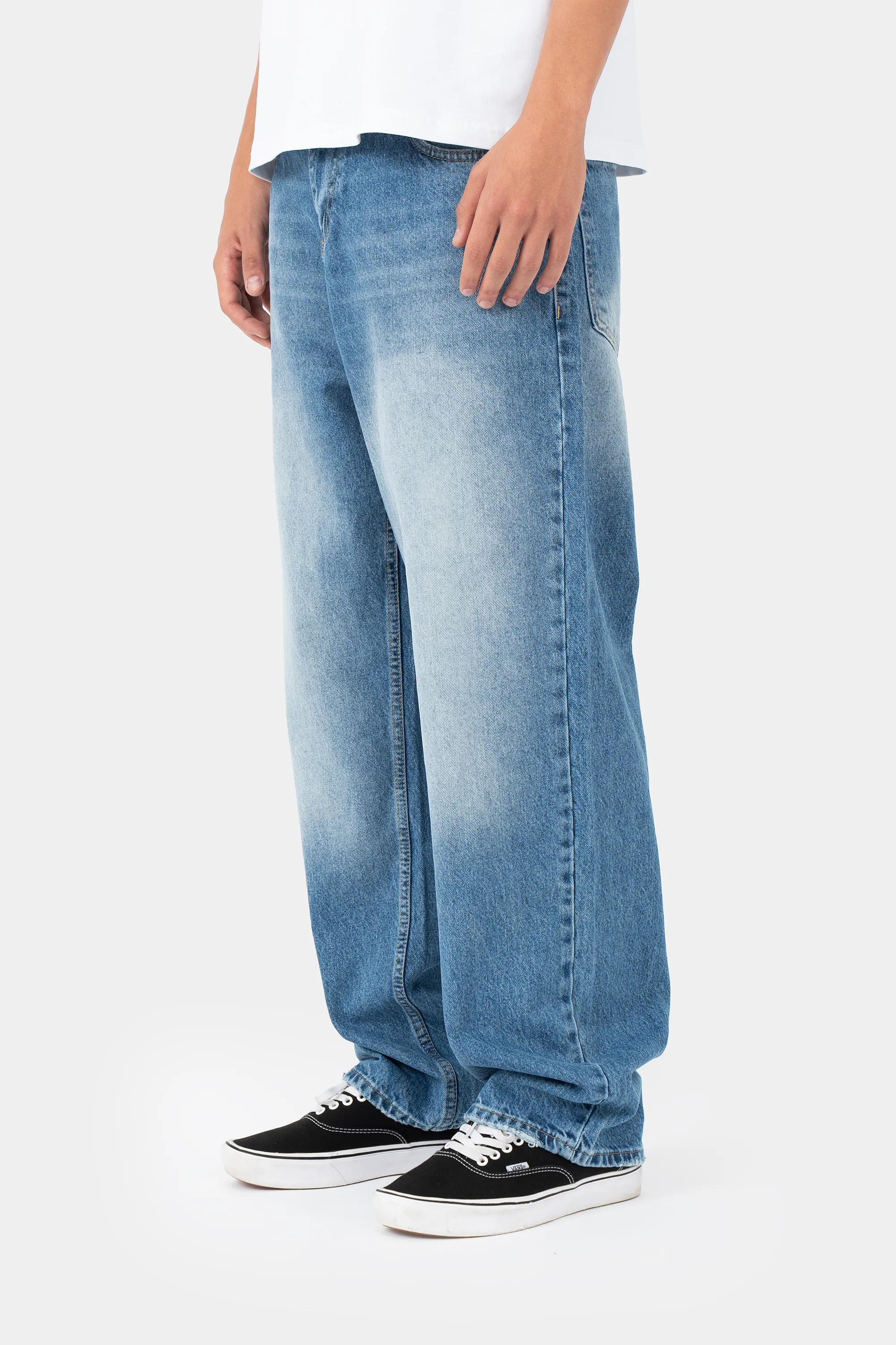 Baggy Tint-Washed Jeans