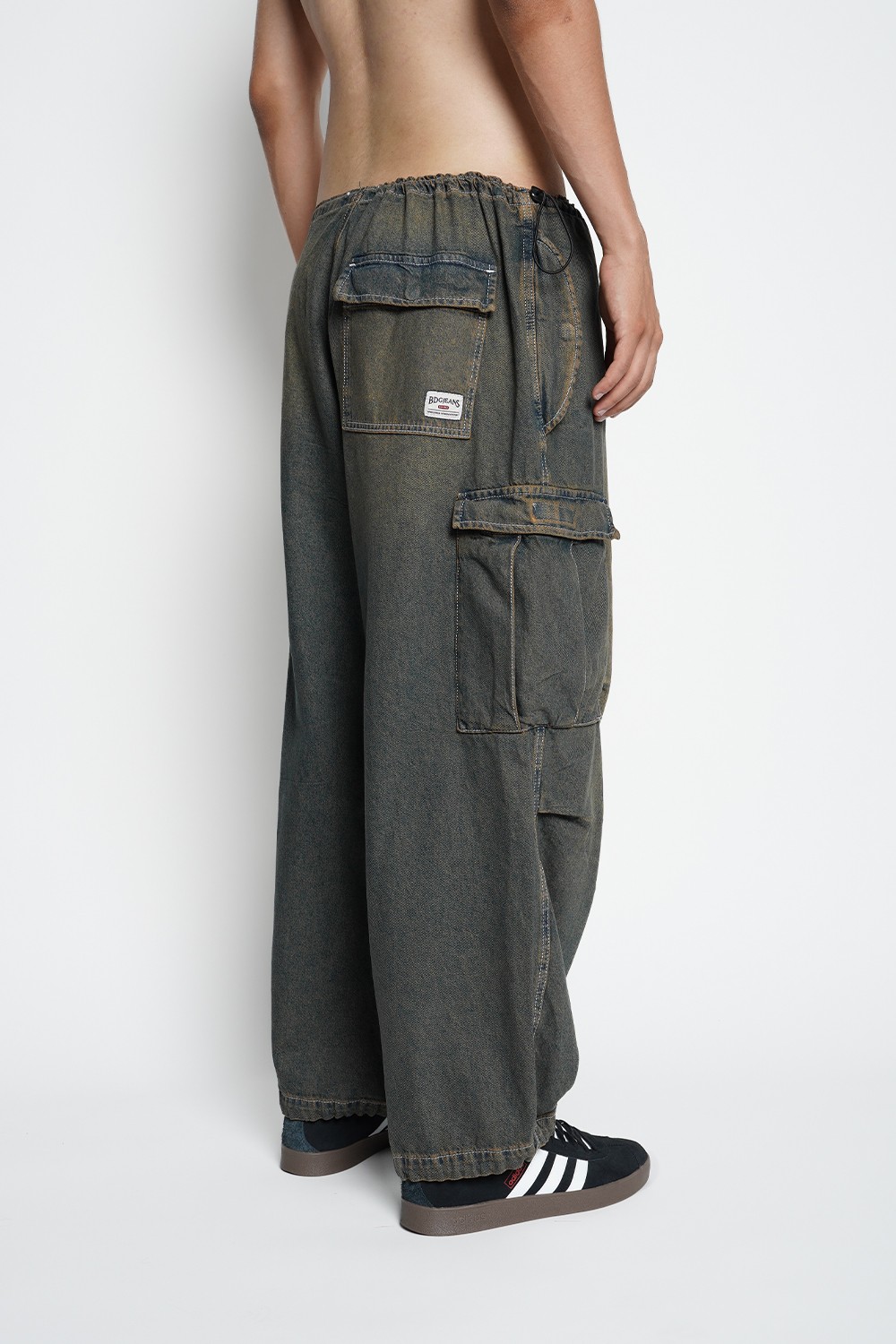 Ultra Baggy Cargo Tech Jeans (URBN-B-226)