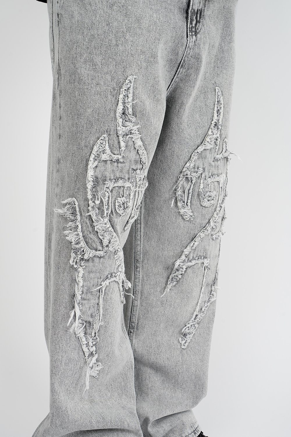 Sohigh Applique Baggy Jeans - Grey