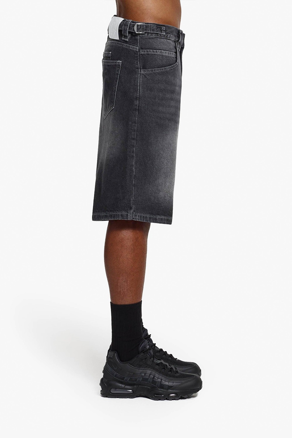 VCNTY Washed Baggy Denim Jorts