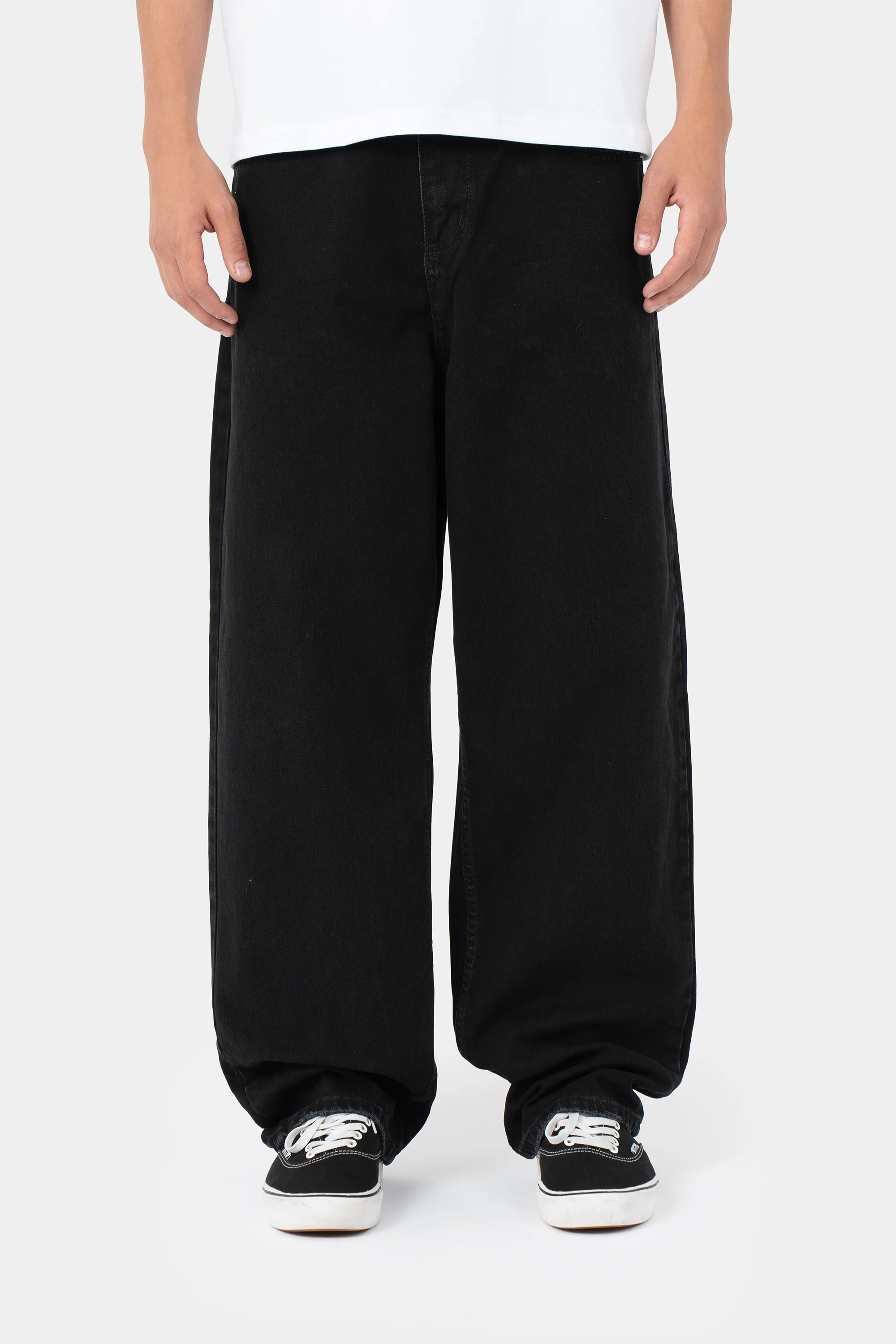 Baggy Tint-Washed Jeans
