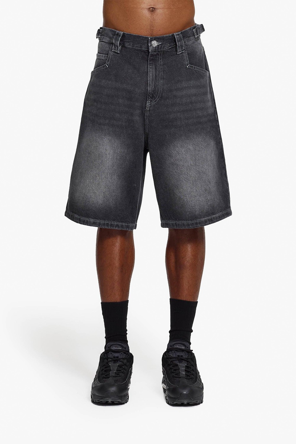 VCNTY Washed Baggy Denim Jorts