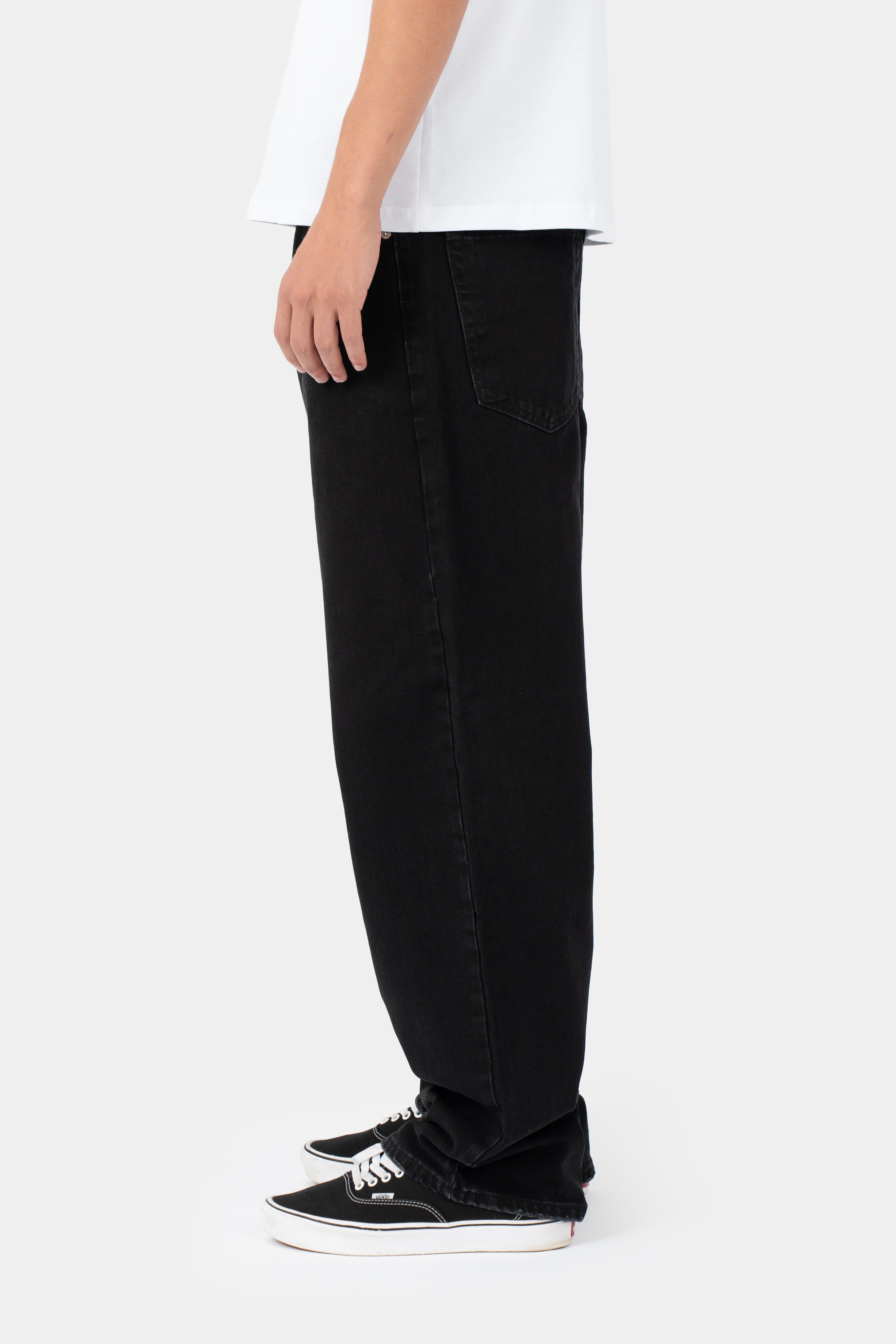 Baggy Tint-Washed Jeans