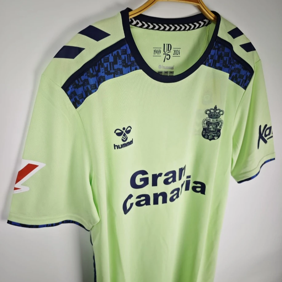 Las Palmas 2024-25 third