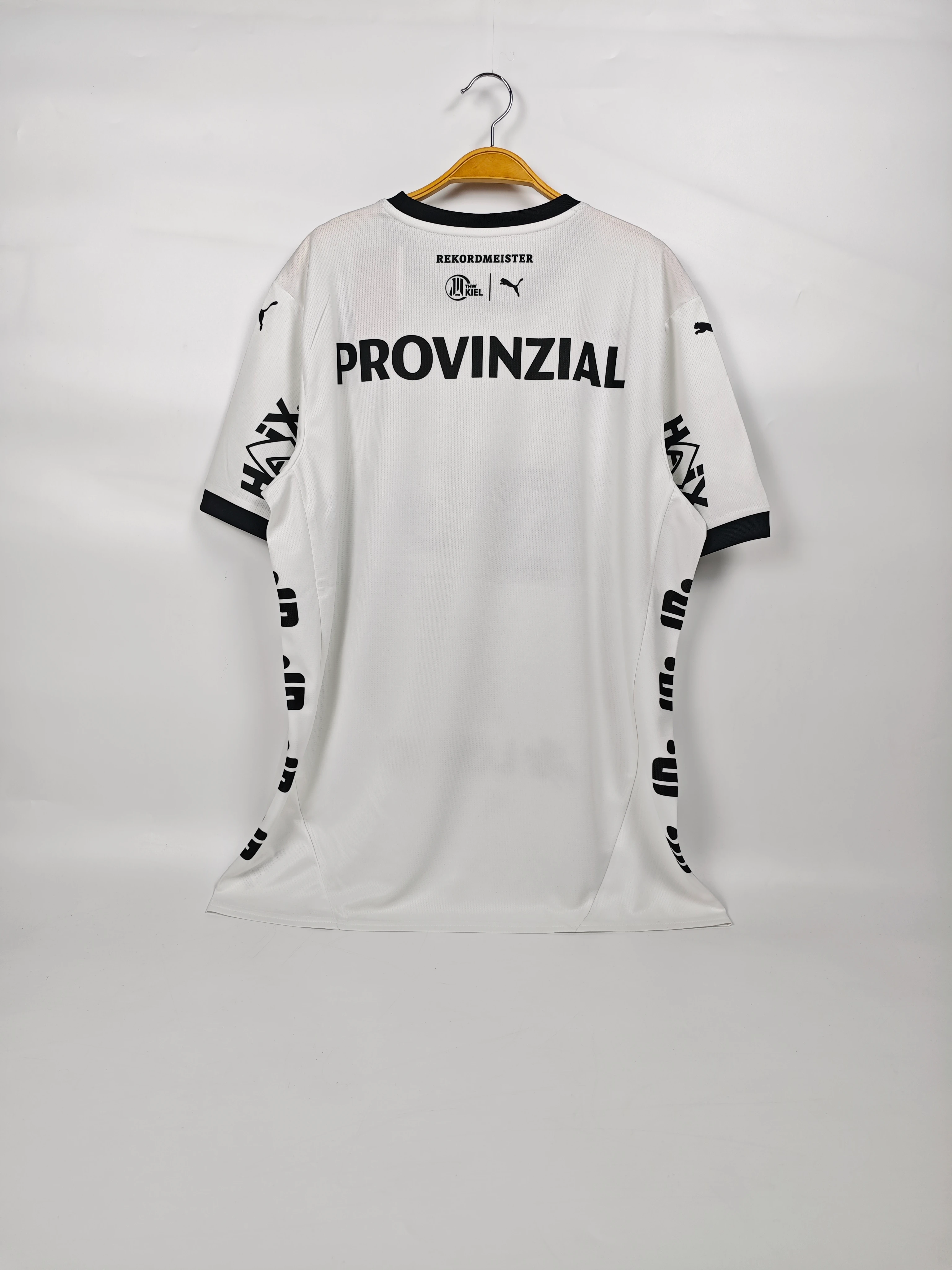 THW Kiel Home 2024-25 Hentbol forması