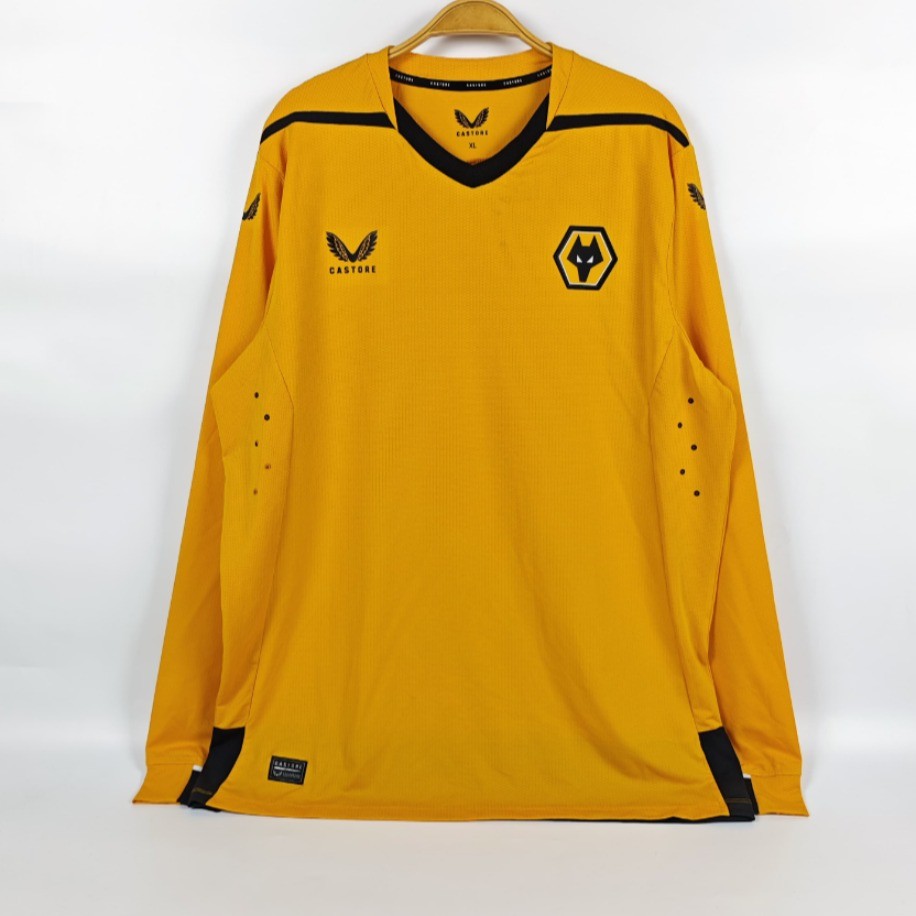Wolverhampton Wanderers 2022-23 home uzun kollu