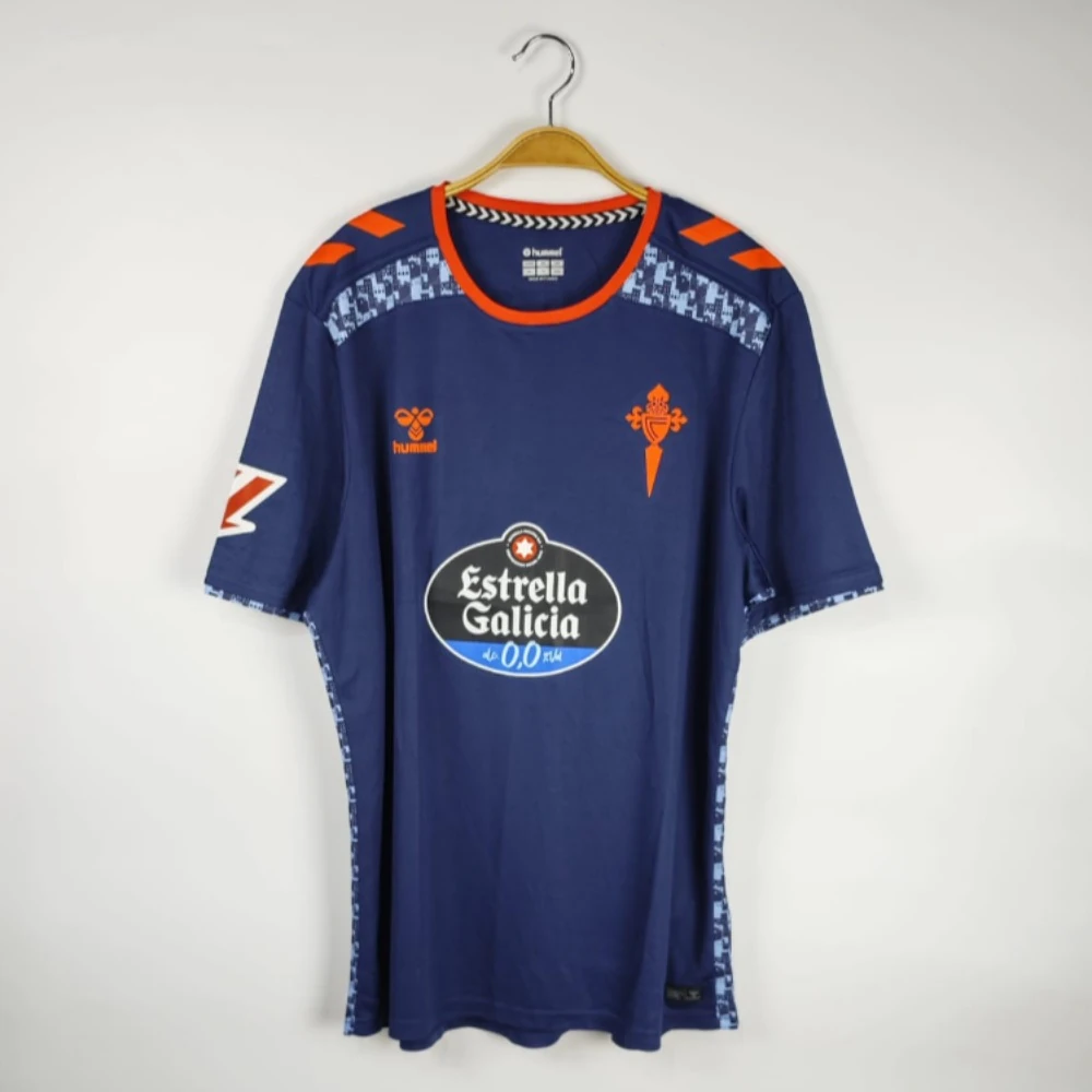 Celta Vigo away 2024-25