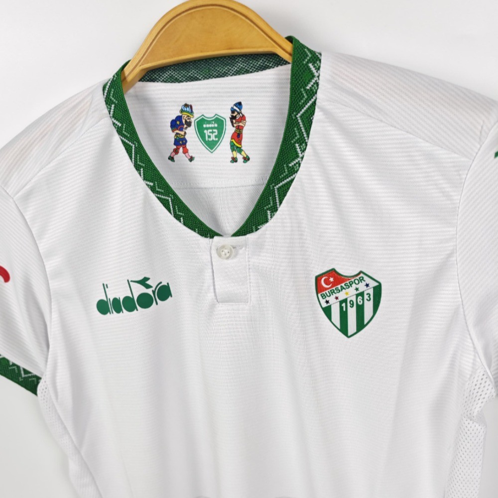 Bursaspor away 2023-24 (hafif defolu)