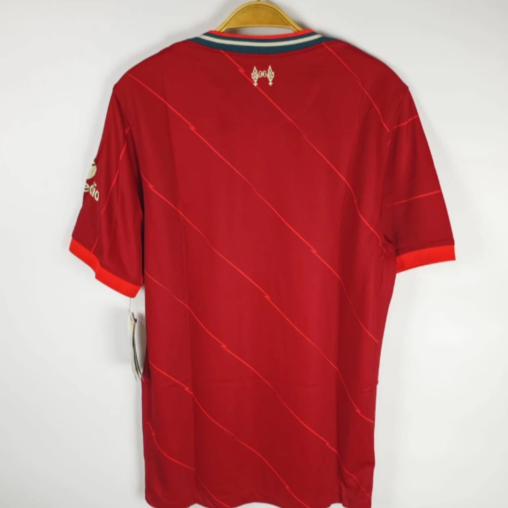 Liverpool home 2021-22