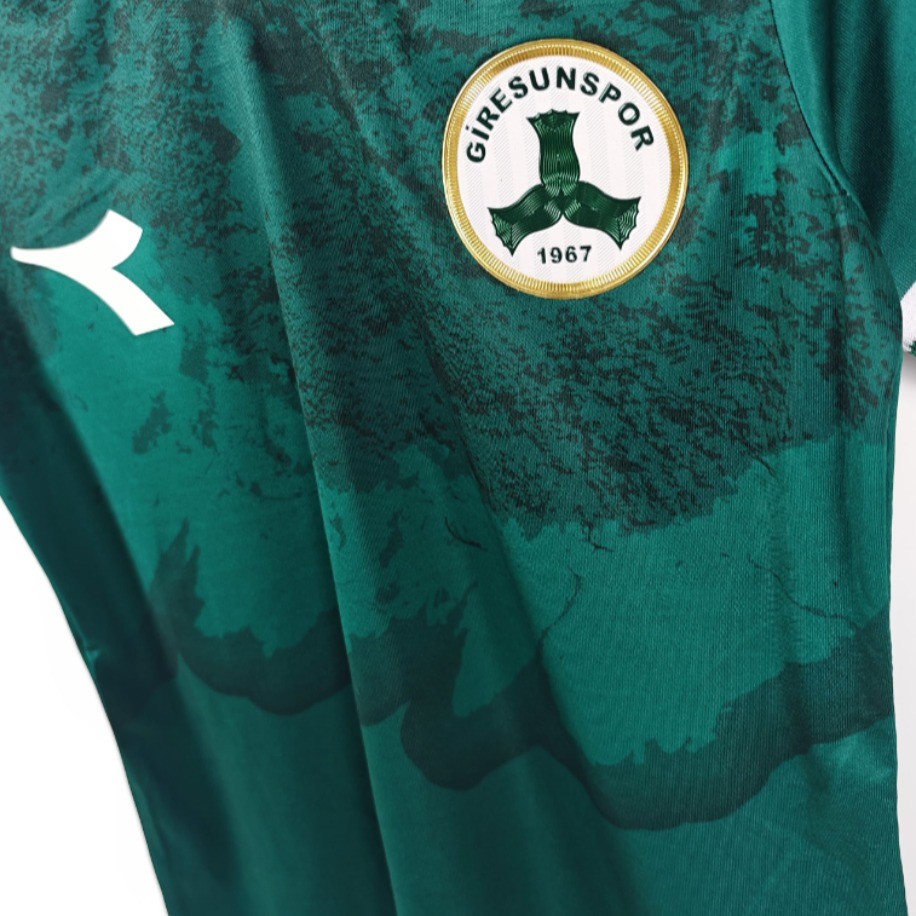Giresunspor third 2024-25 (hafif defolu)