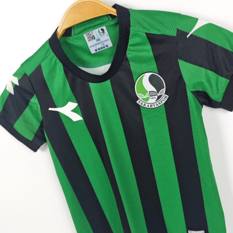 Sakaryaspor home 2023-24 (hafif defolu)