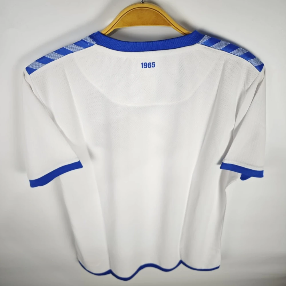 Magdeburg home 2023-24